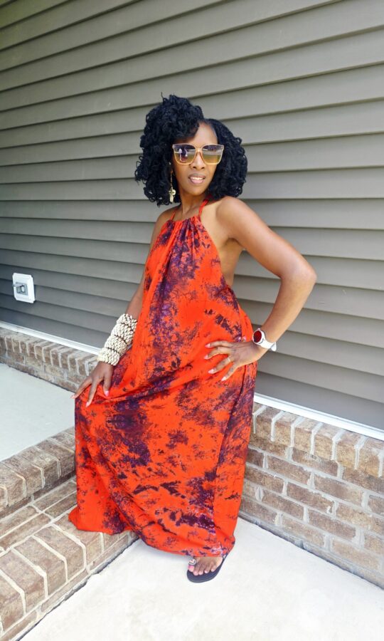 Backless Dera with inbuilt bra